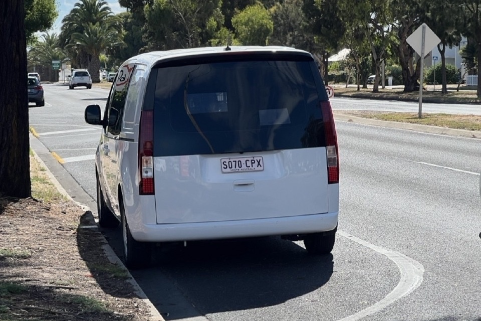 west-beach-speed-camera-hyundai-staria-load_b1113b51_e2193ec5